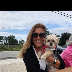 Meet your Posher, Josephine